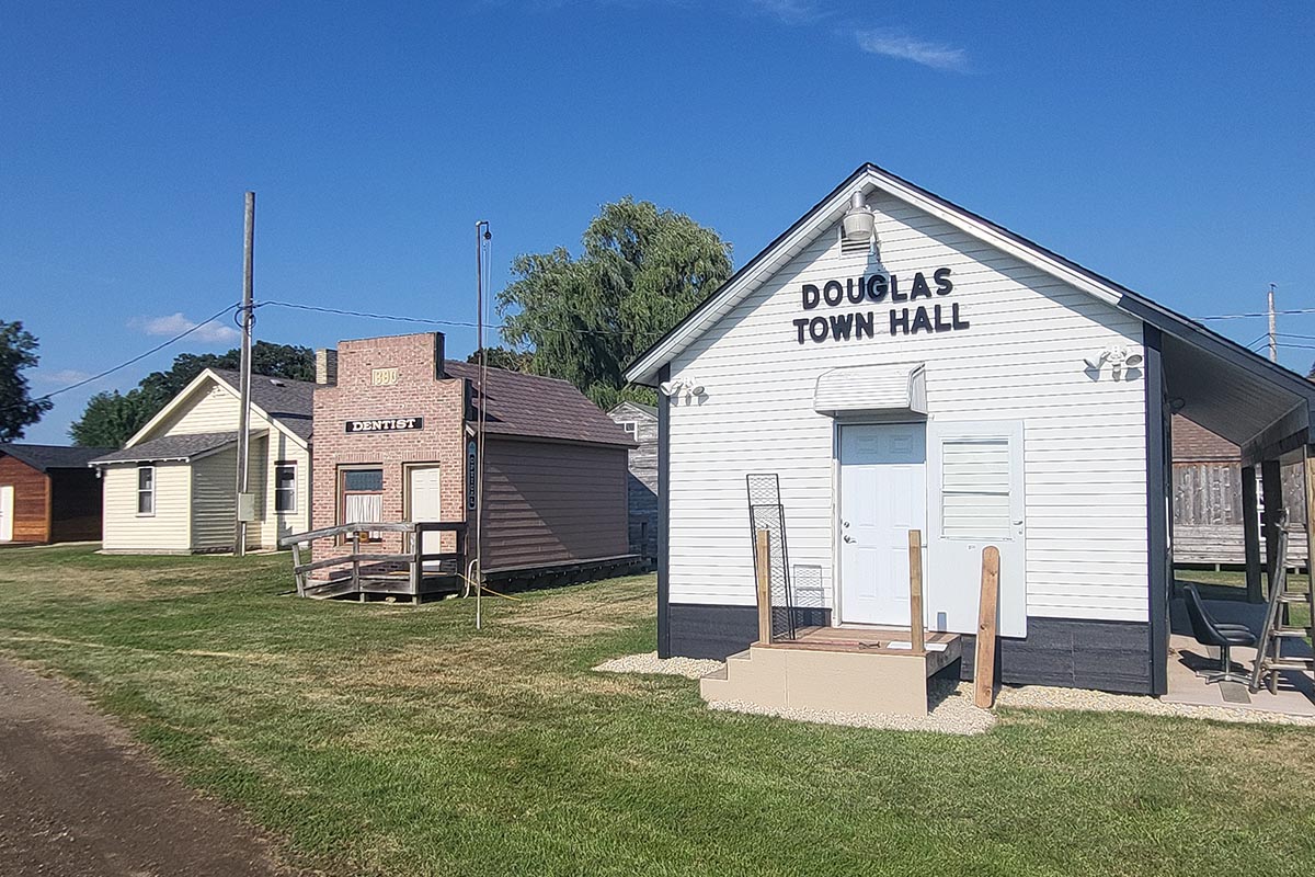 Douglas Town Hall